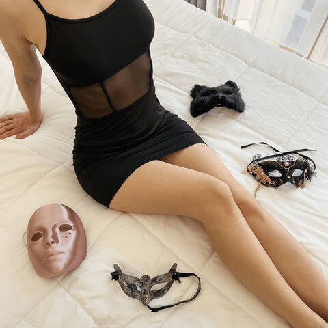 La ragazza mascherata.